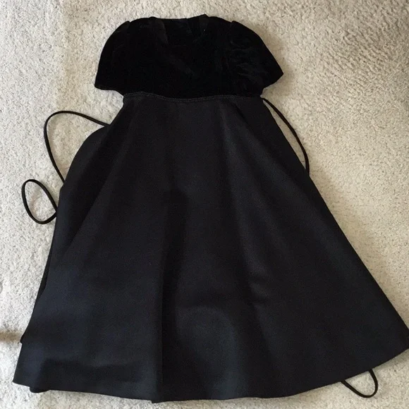 Helena | Dresses | Neiman Marcus Helena Girls Holiday Dress Velvet Satin 6 